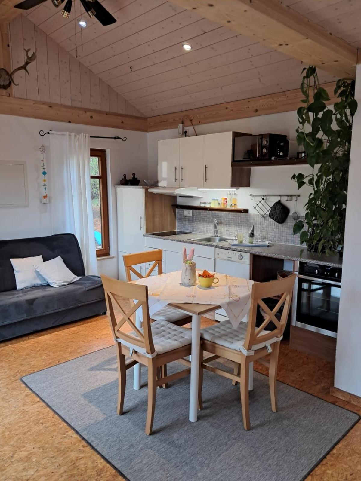 Apartment Mit Gartenblick Eckersdorf Ngoại thất bức ảnh