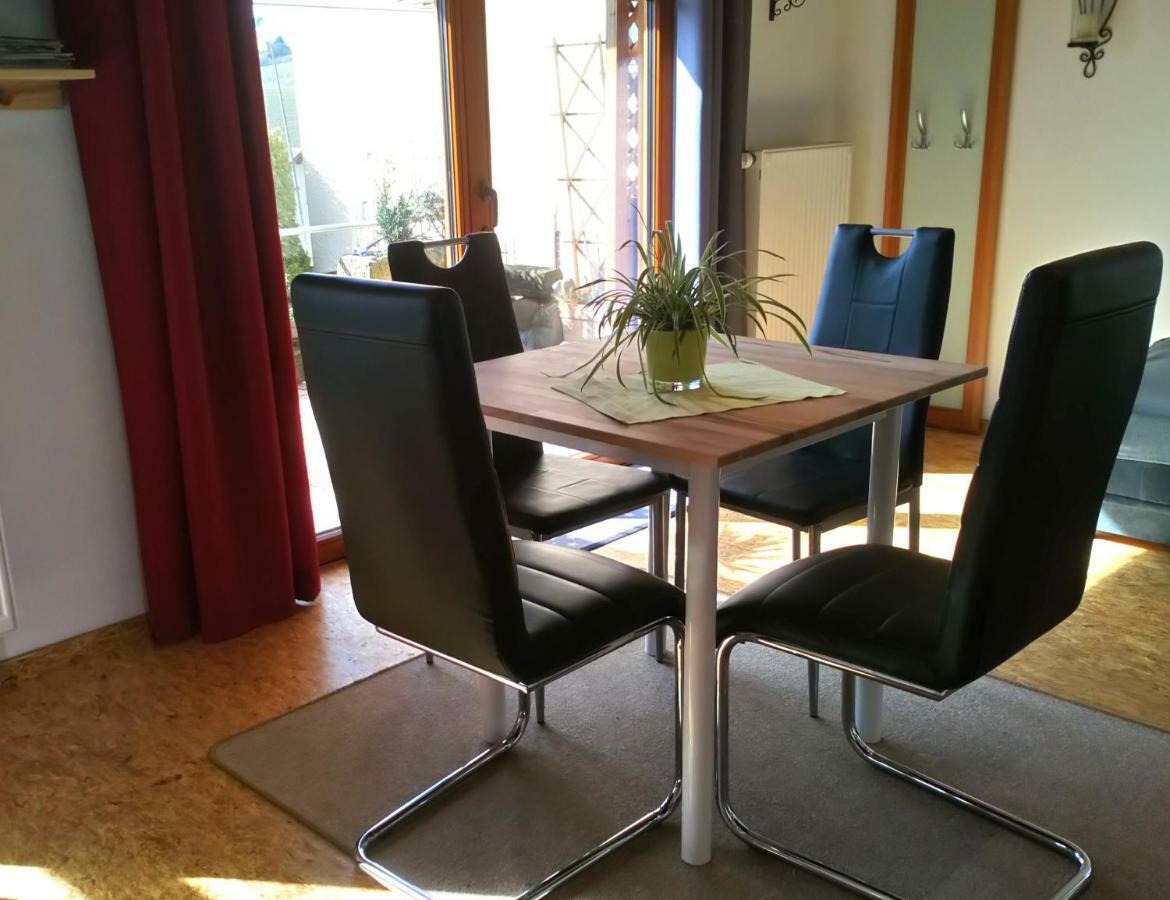 Apartment Mit Gartenblick Eckersdorf Ngoại thất bức ảnh